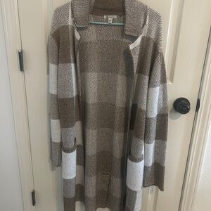 Plaid Brown and White Women's Sweater